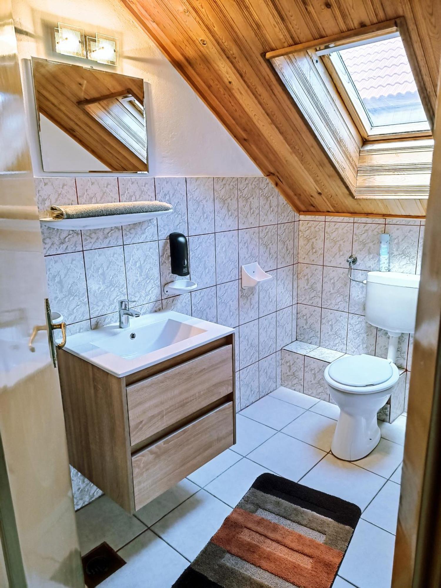 Апартаменты Rozsa Apartman Залакарош Экстерьер фото